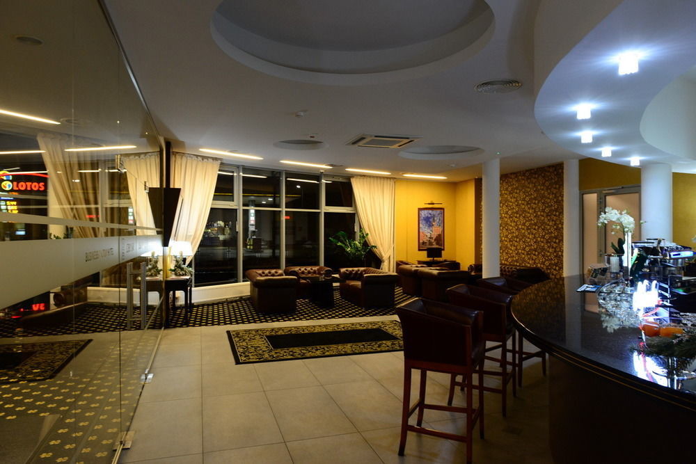 Hotel Business Faltom Gdynia Rumia Exterior photo